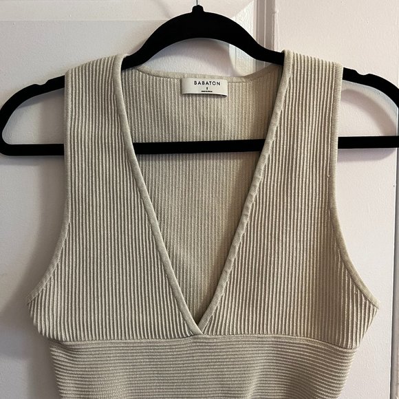 Babaton Sculpt Knit Deep V Tank - Picture 3 of 5